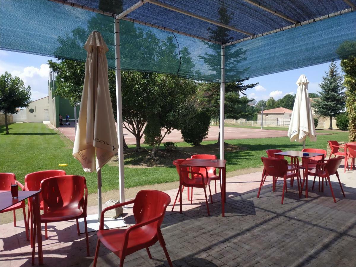 Hotel Hostal Restaurante La Concordia Fuentes Claras Exteriér fotografie
